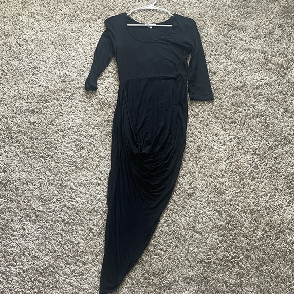 Beautiful High low slit dress - Picture 2 of 2
